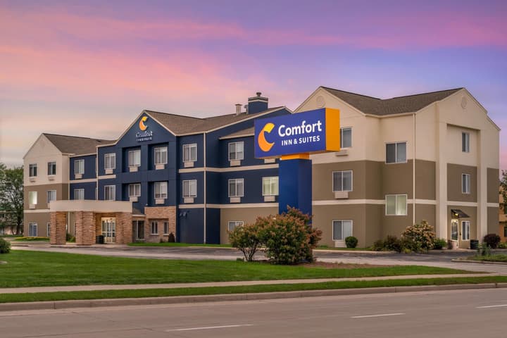 Comfort Inn & Suites Green Bay Stadium Area