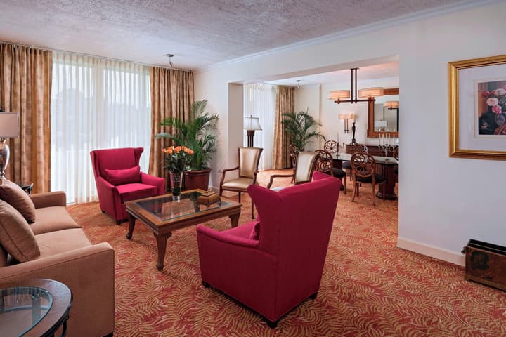 Sheraton Presidente San Salvador Hotel