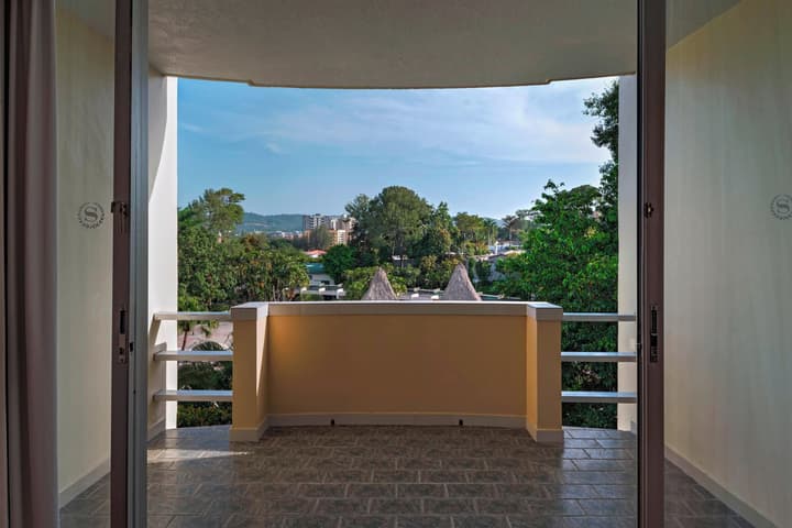 Sheraton Presidente San Salvador Hotel