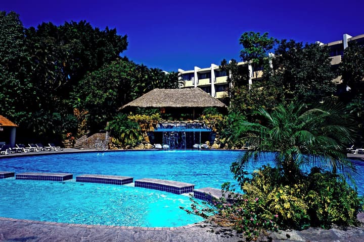 Sheraton Presidente San Salvador Hotel