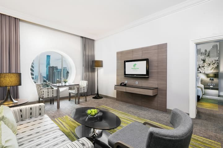 Holiday Inn Bangkok Silom, an IHG Hotel