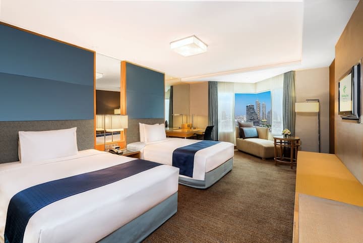 Holiday Inn Bangkok Silom, an IHG Hotel