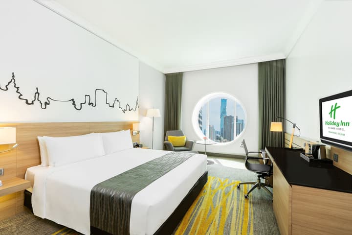 Holiday Inn Bangkok Silom by IHG