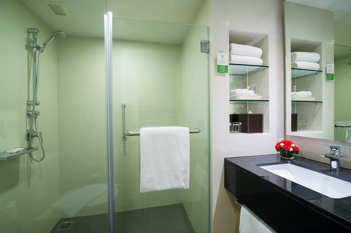 Holiday Inn Bangkok Silom, an IHG Hotel