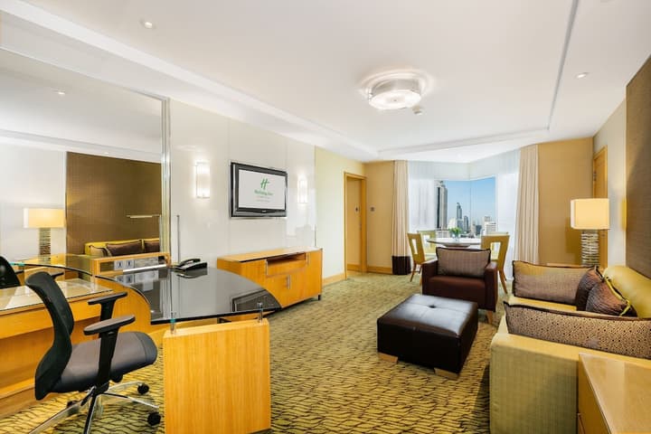 Holiday Inn Bangkok Silom, an IHG Hotel