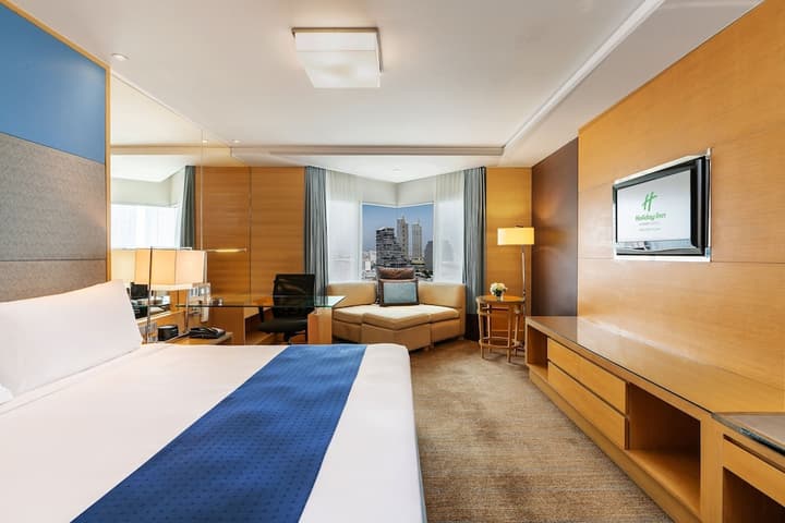 Holiday Inn Bangkok Silom, an IHG Hotel