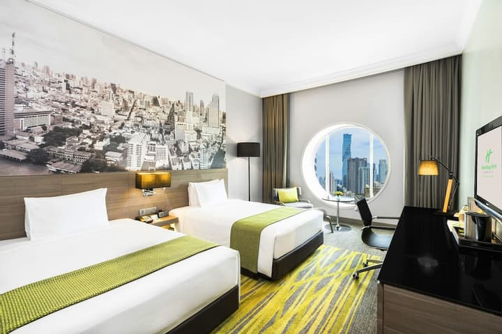 Holiday Inn Bangkok Silom, an IHG Hotel