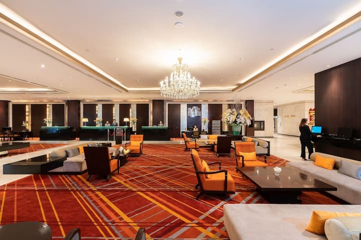 Holiday Inn Bangkok Silom, an IHG Hotel