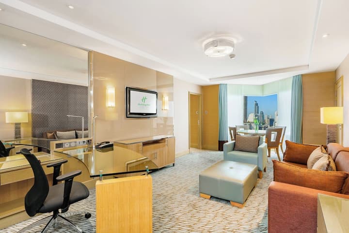 Holiday Inn Bangkok Silom, an IHG Hotel