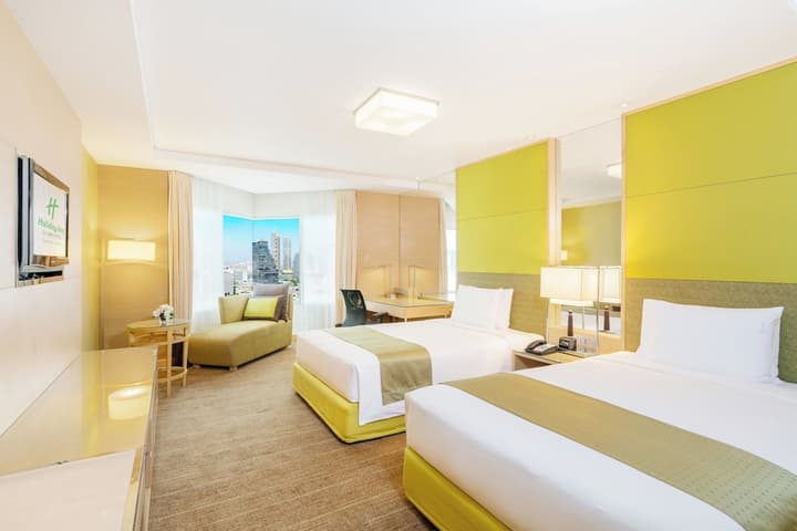 Holiday Inn Bangkok Silom, an IHG Hotel