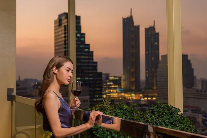 Holiday Inn Bangkok Silom, an IHG Hotel