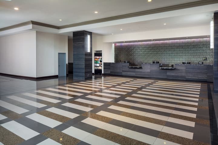DoubleTree by Hilton Hotel Miami Airport & Convention Center