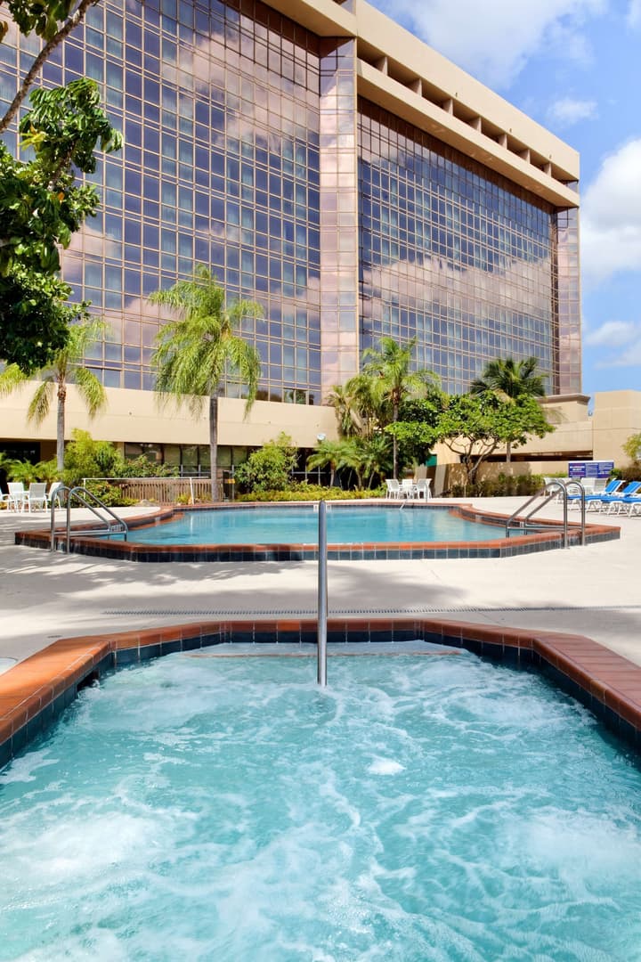 DoubleTree by Hilton Hotel Miami Airport & Convention Center