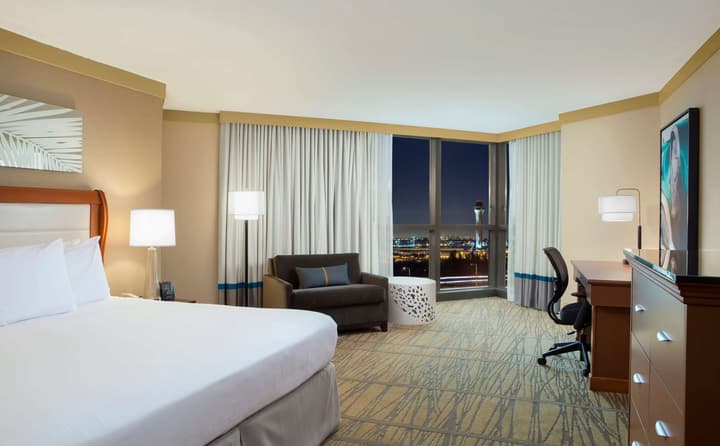 DoubleTree by Hilton Hotel Miami Airport & Convention Center