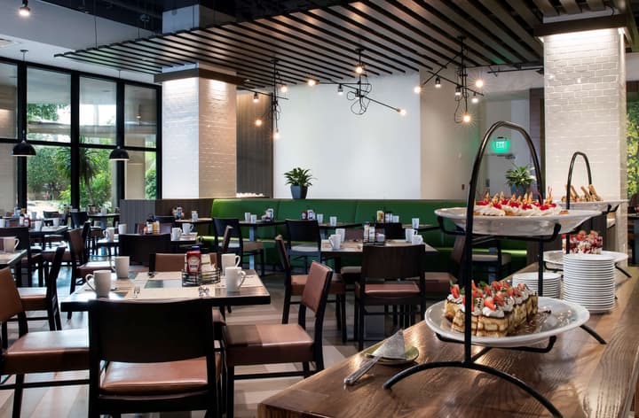 DoubleTree by Hilton Hotel Miami Airport & Convention Center