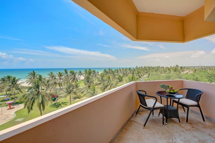 Crowne Plaza Resort Salalah, an IHG Hotel