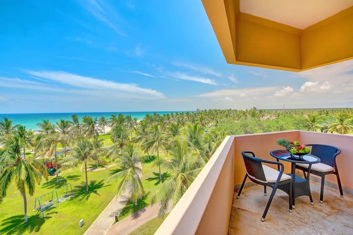 Crowne Plaza Resort Salalah, an IHG Hotel