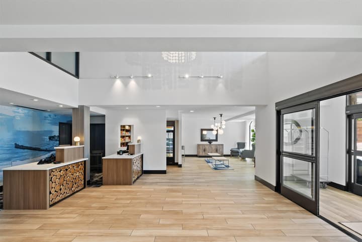 La Quinta Inn & Suites by Wyndham Santa Cruz