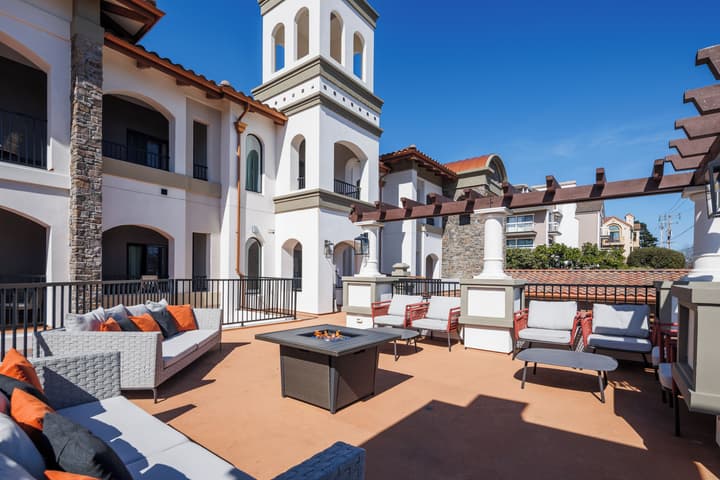 La Quinta Inn & Suites by Wyndham Santa Cruz