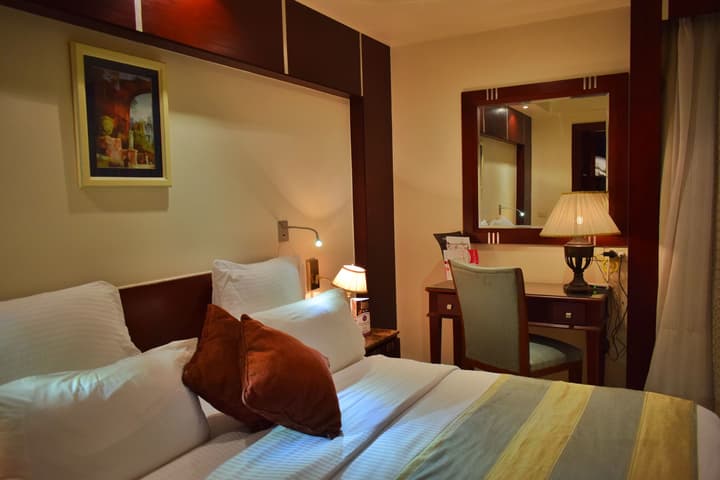 Romance Alexandria Hotel