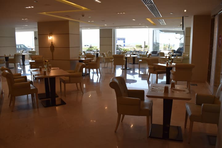 Romance Alexandria Hotel