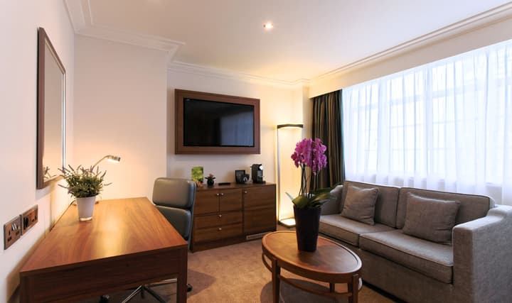 The Marble Arch Hotel, by Thistle
