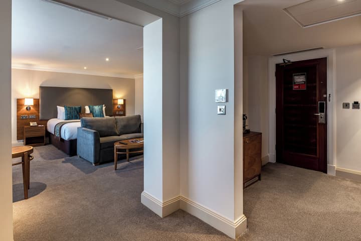 The Marble Arch Hotel, by Thistle