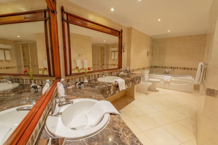 Jolie Ville Hotel & Spa Kings Island Luxor