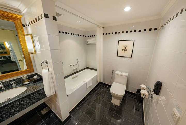 Saigon Prince Hotel
