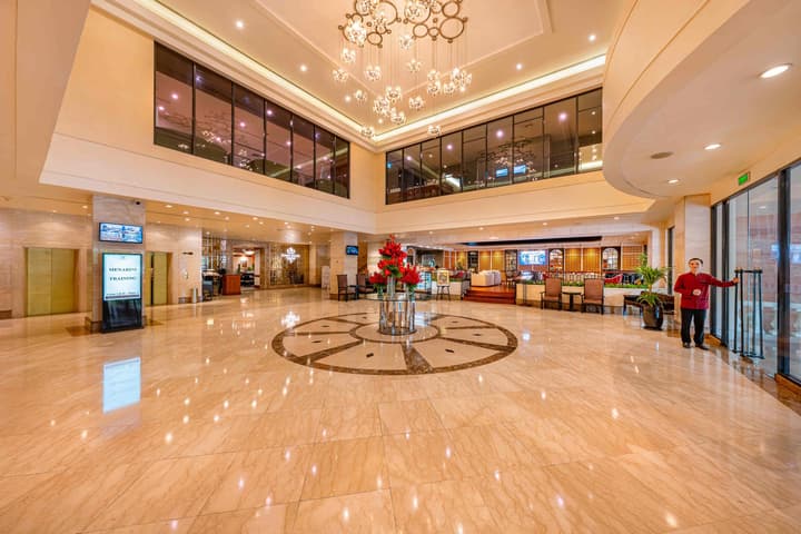Saigon Prince Hotel