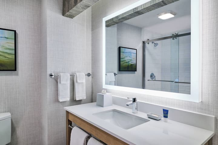 Four Points by Sheraton Salt Lake City Airport