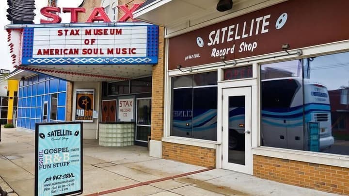 Memphis Riverline Hotel