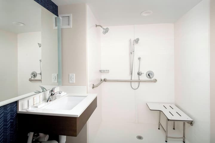 Fairfield Inn & Suites by Marriott Alexandria West/Mark Center