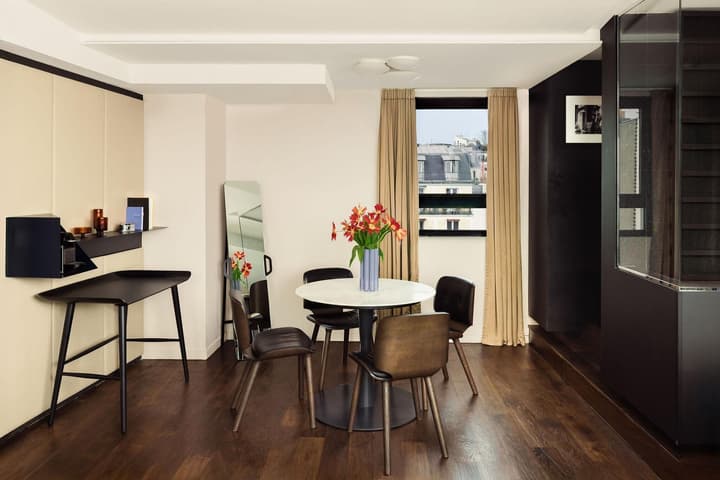Terrass'' Hotel
