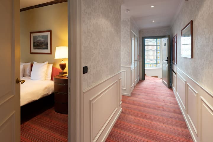 Martin's Relais