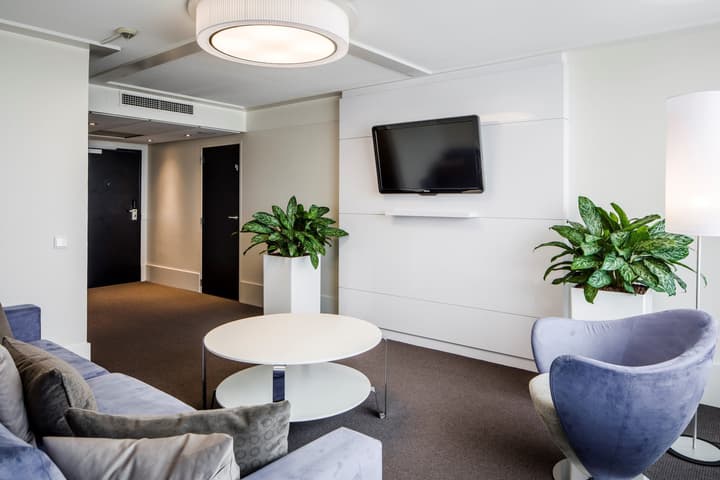 Holiday Inn Eindhoven Centre by IHG