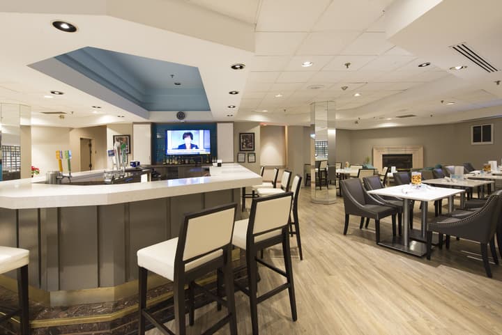 Toronto Don Valley Hotel and Suites