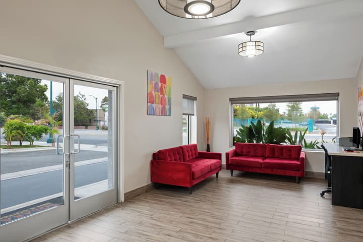Solara Inn and Suites