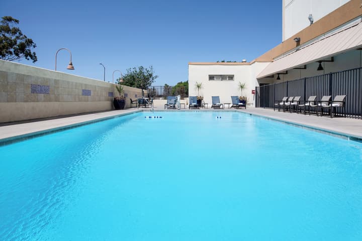 Holiday Inn Los Angeles - LAX Airport by IHG