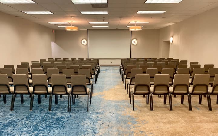 Holiday Inn Los Angeles - LAX Airport by IHG