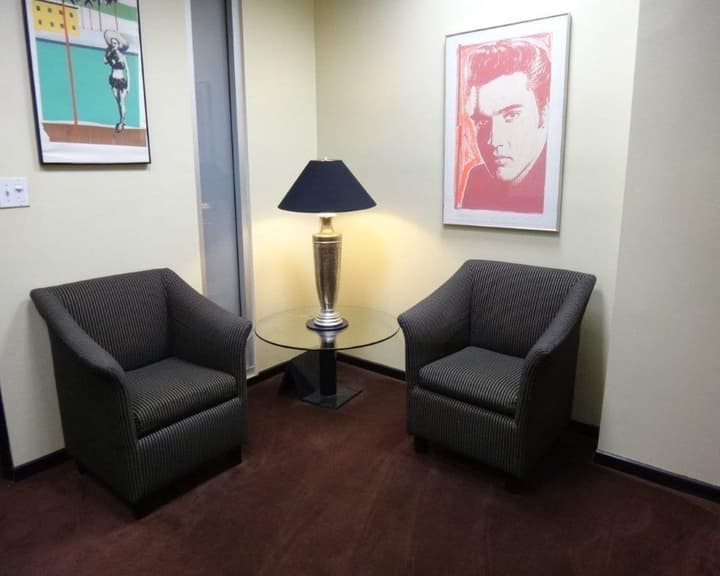 Ramada Plaza by Wyndham West Hollywood Hotel & Suites