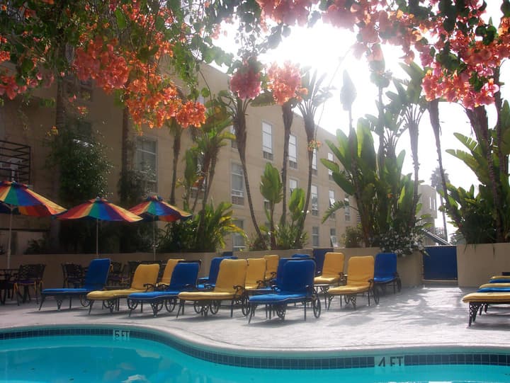 Ramada Plaza by Wyndham West Hollywood Hotel & Suites