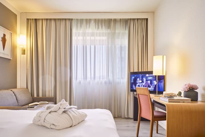 Living Place Hotel