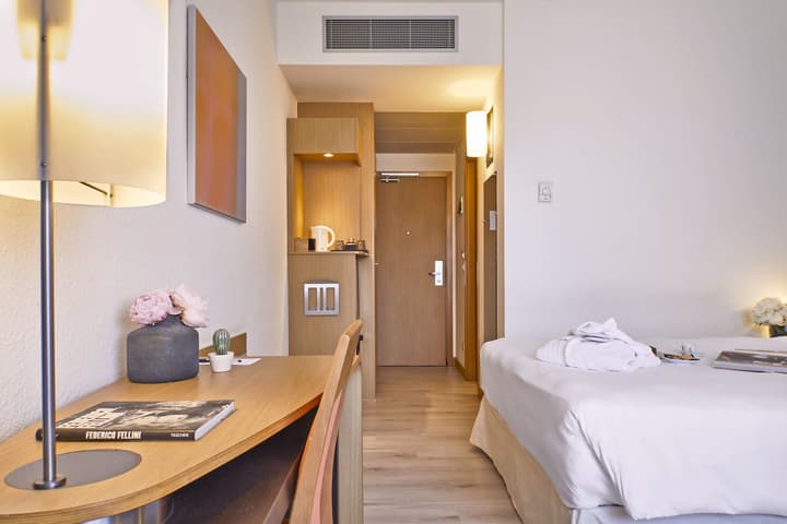 Living Place Hotel