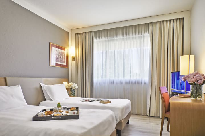 Living Place Hotel