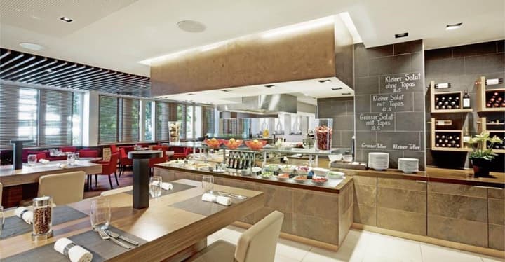 Mövenpick Hotel Zuerich-Airport