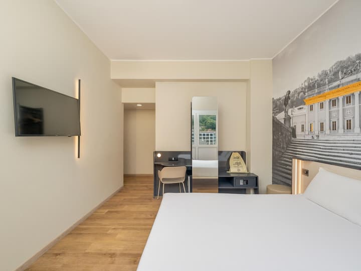 B&B Hotel Como City Center