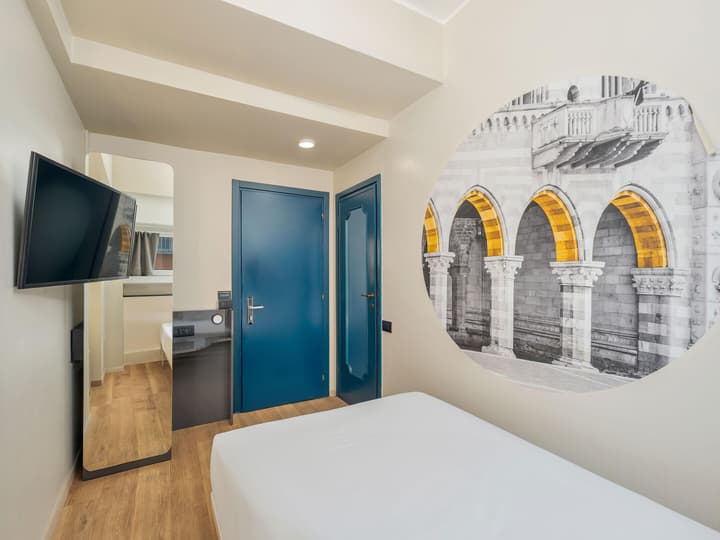 B&B Hotel Como City Center