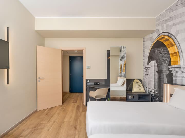 B&B Hotel Como City Center