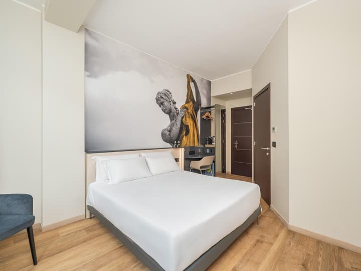 B&B Hotel Como City Center